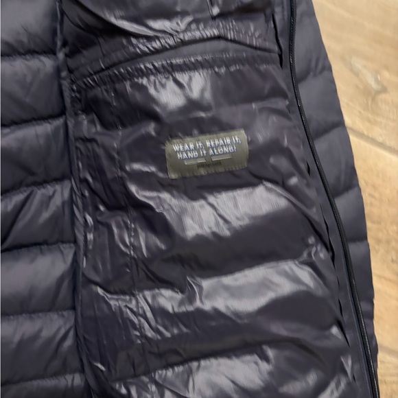 Patagonia Women's Down Sweater jacket in a navy blue color XL New with tags - Picture 12 of 12